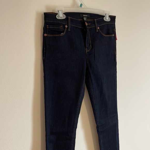 NWT Skinny Denim Jeans 28x28 Indigo Ankle Stretch Forever21 Classic Casual - Picture 2 of 13